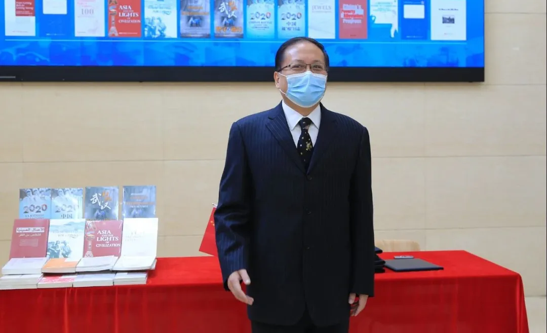 外文出版社抗击疫情及中国主题图书完成国际合作“云签约”